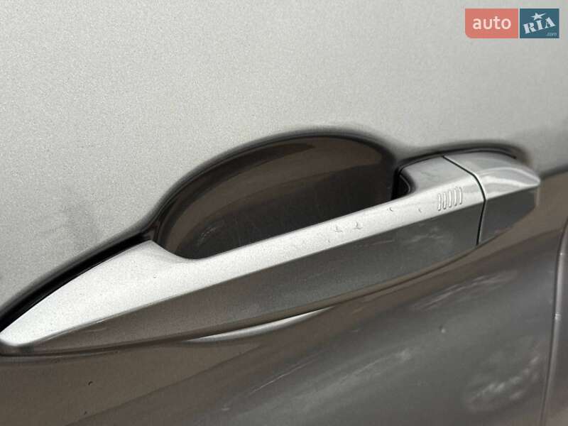 Внедорожник / Кроссовер BMW X6 2015 в Киеве