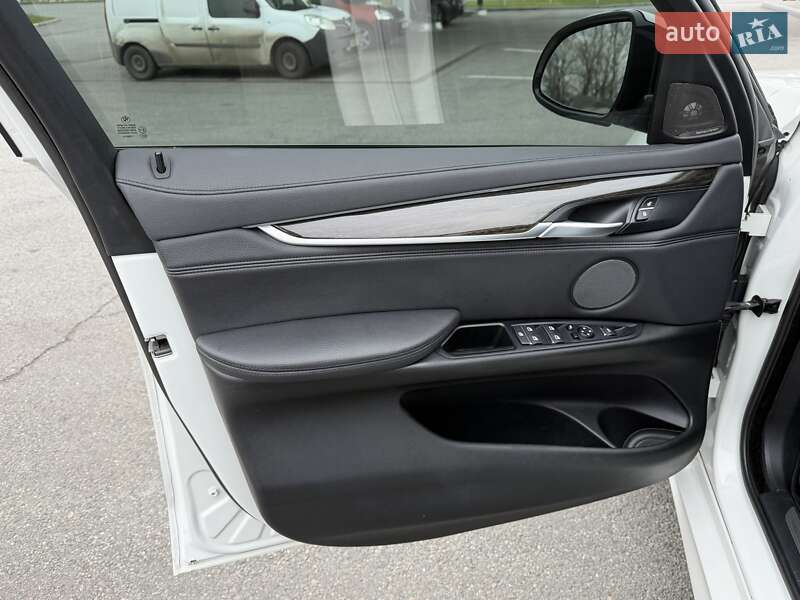 Внедорожник / Кроссовер BMW X6 2016 в Днепре фото 25 Внедорожник / Кроссовер BMW X6 2016 в Днепре