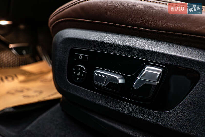 Внедорожник / Кроссовер BMW X6 2020 в Киеве