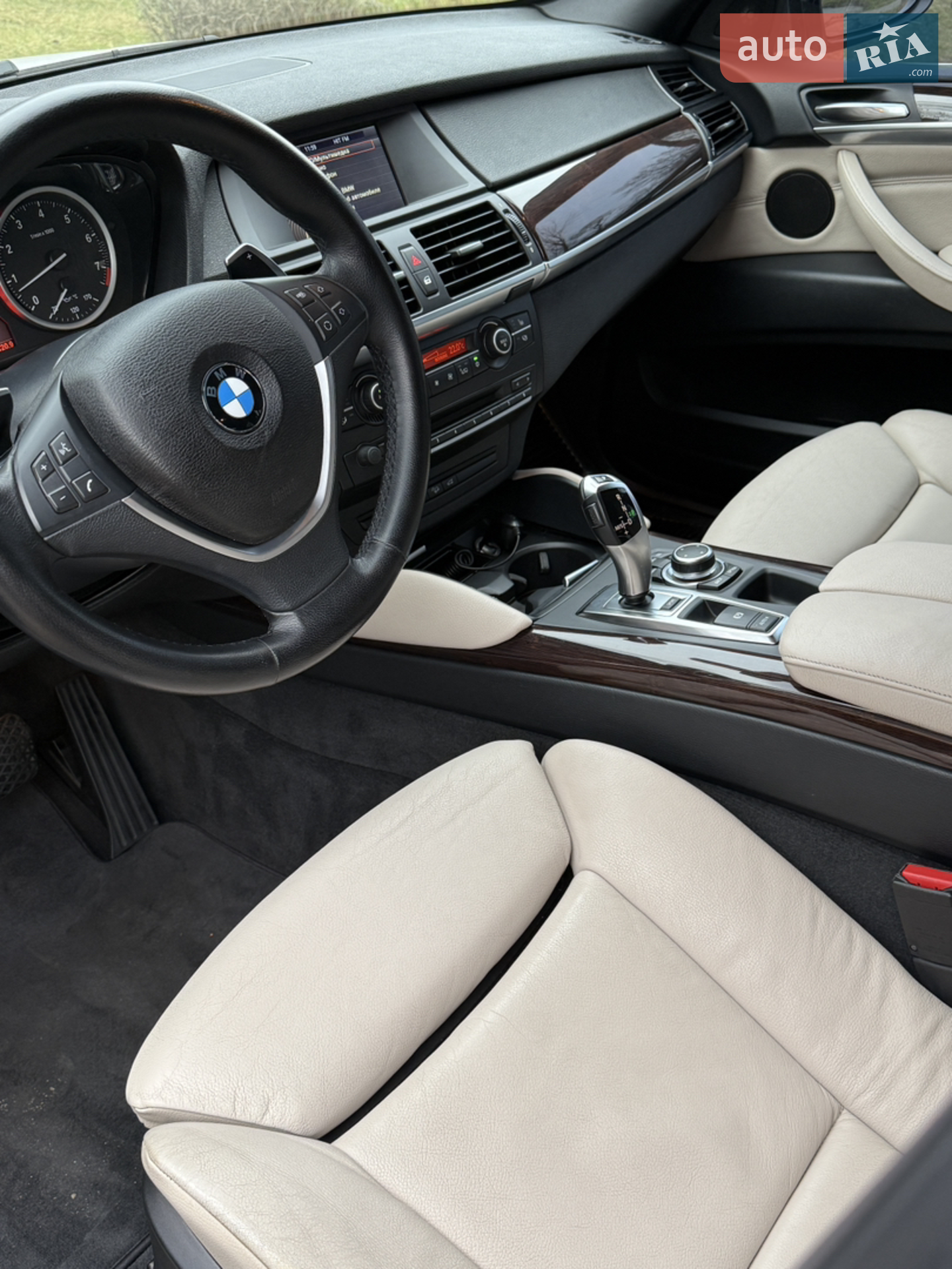 2011 BMW X6 - мініатюра 11