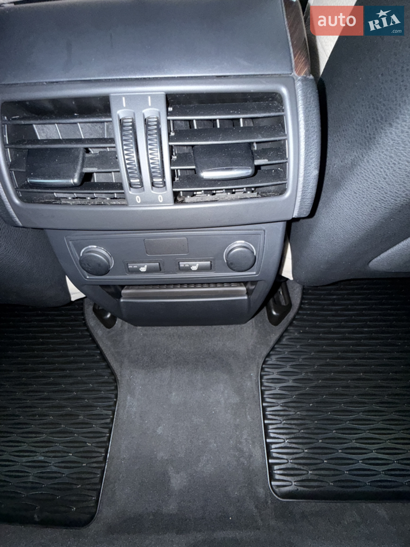 2011 BMW X6 - мініатюра 18