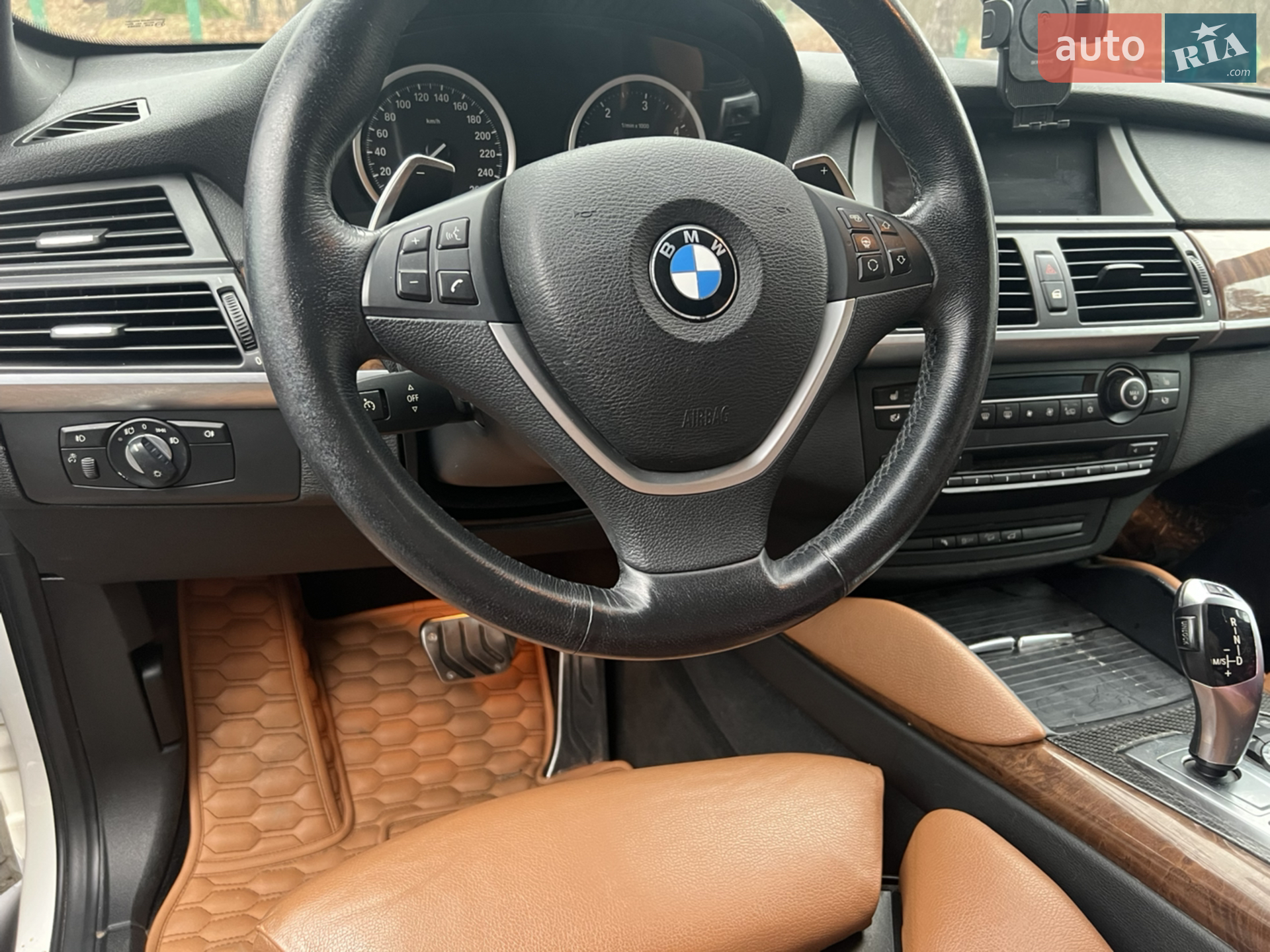 2011 BMW X6 - мініатюра 39