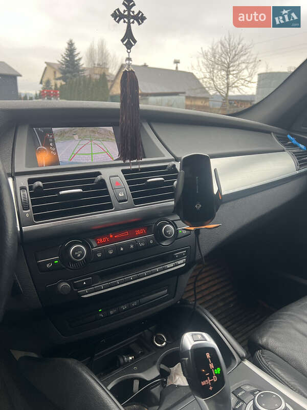 Внедорожник / Кроссовер BMW X6 2011 в Луцке