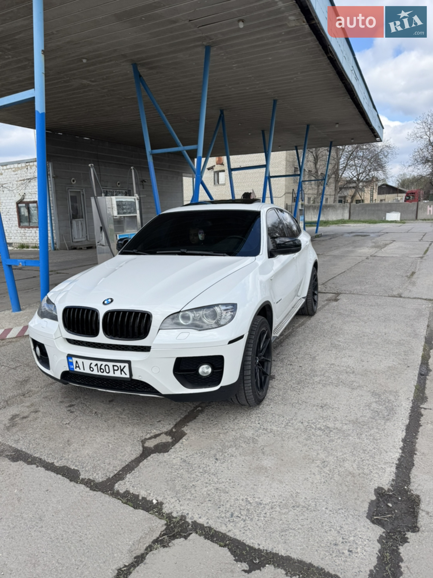 2010 BMW X6 - мініатюра 4
