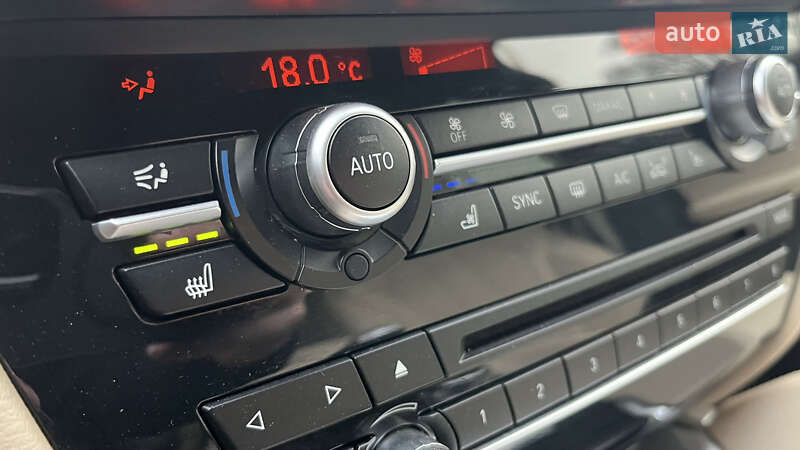 Внедорожник / Кроссовер BMW X6 2016 в Киеве