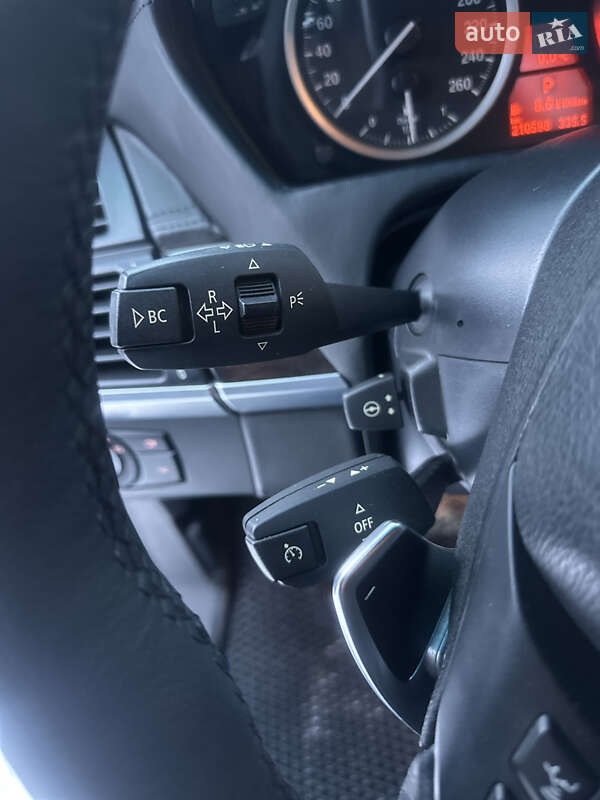 Внедорожник / Кроссовер BMW X6 2012 в Черновцах