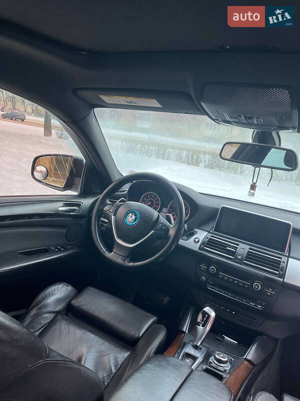 Внедорожник / Кроссовер BMW X6 2011 в Нежине