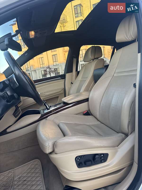 Внедорожник / Кроссовер BMW X6 2010 в Луцке