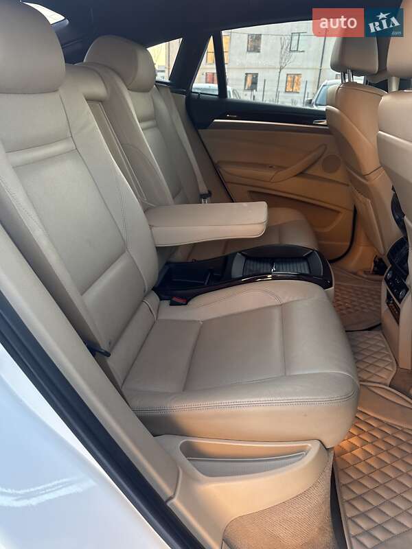 Внедорожник / Кроссовер BMW X6 2010 в Луцке