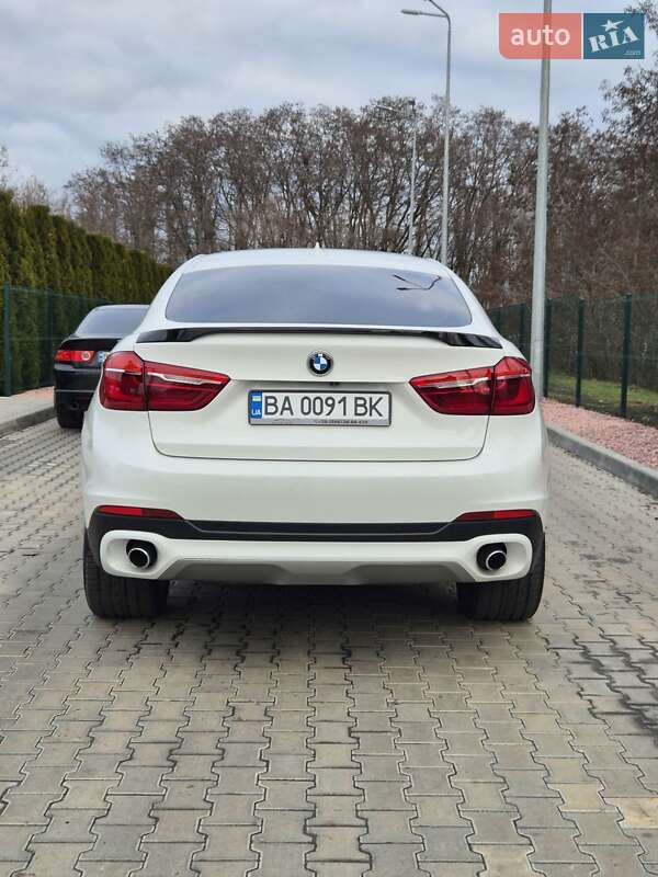 Внедорожник / Кроссовер BMW X6 2015 в Кременчуге