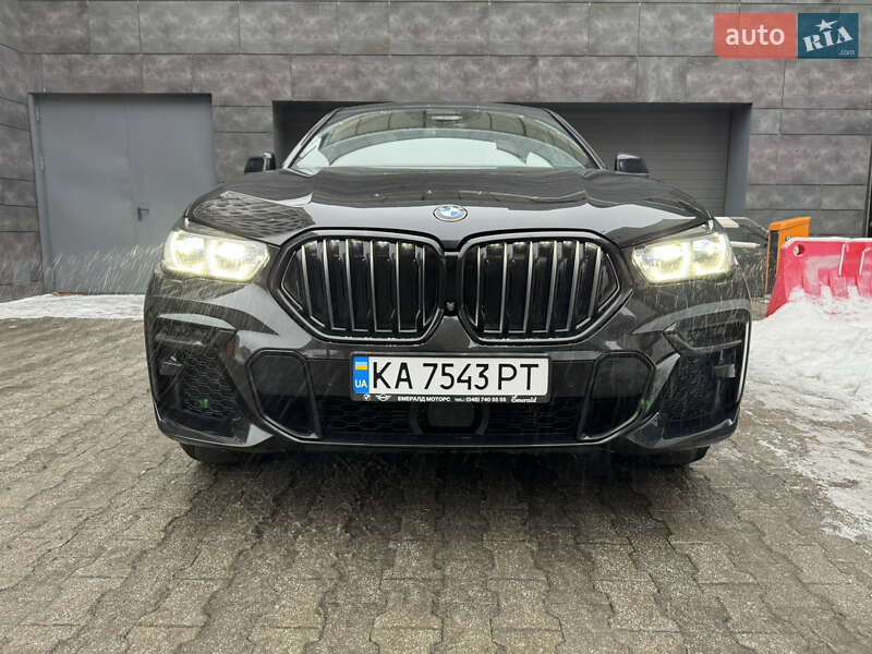 Внедорожник / Кроссовер BMW X6 2022 в Киеве