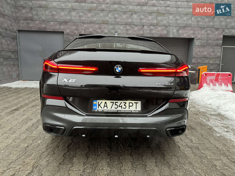 Внедорожник / Кроссовер BMW X6 2022 в Киеве