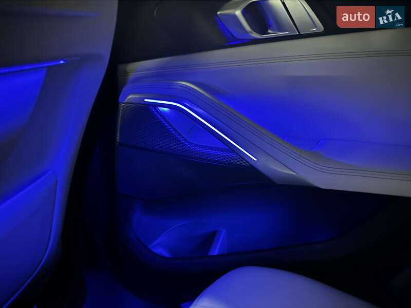 Внедорожник / Кроссовер BMW X6 2022 в Киеве