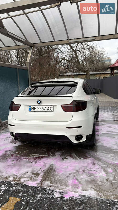 Внедорожник / Кроссовер BMW X6 2012 в Одессе