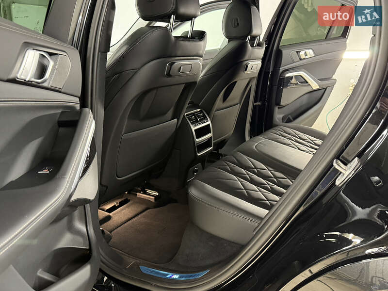 Внедорожник / Кроссовер BMW X6 2025 в Житомире