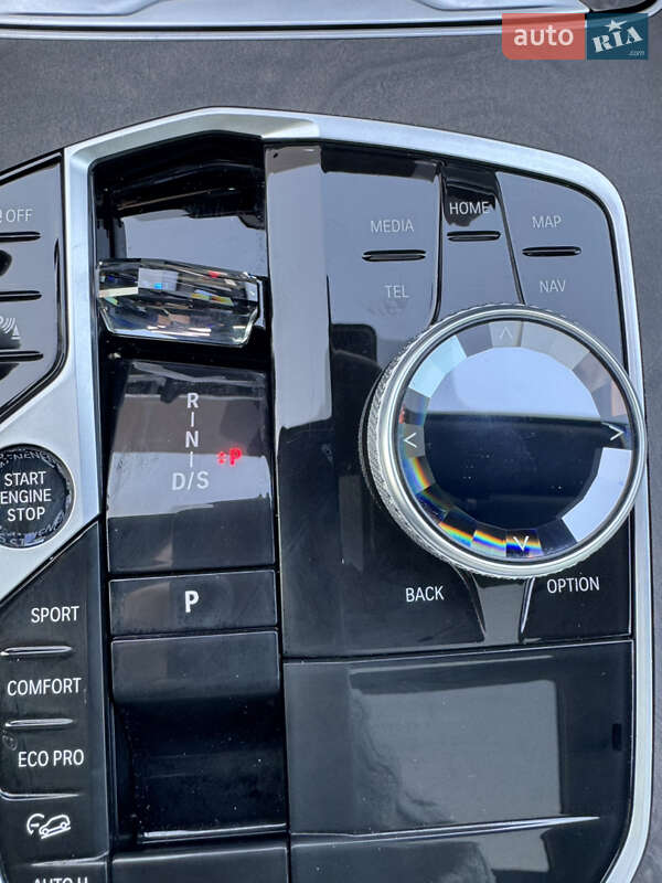 Внедорожник / Кроссовер BMW X6 2023 в Киеве