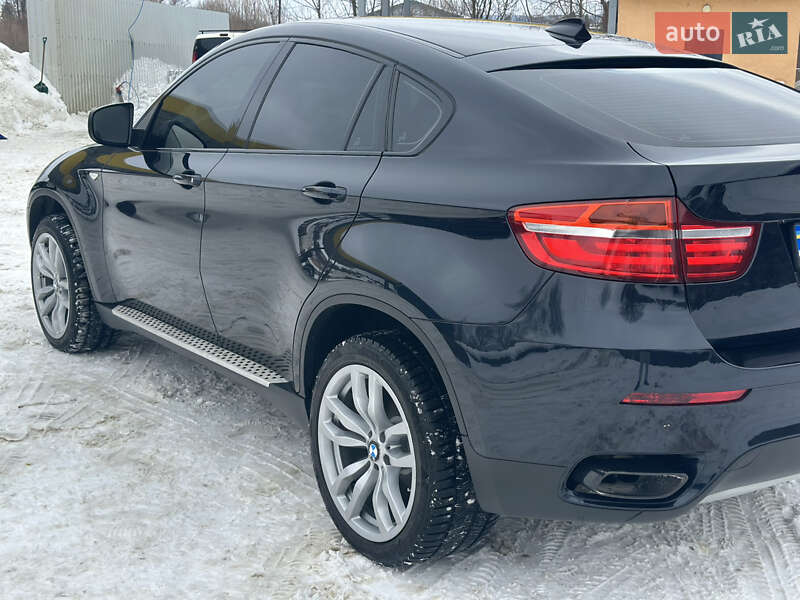 Внедорожник / Кроссовер BMW X6 2013 в Старом Самборе