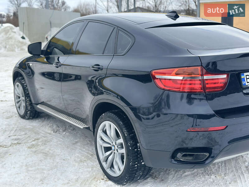 Внедорожник / Кроссовер BMW X6 2013 в Старом Самборе