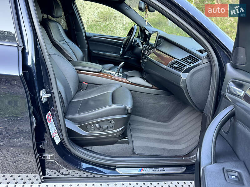 Внедорожник / Кроссовер BMW X6 2013 в Старом Самборе