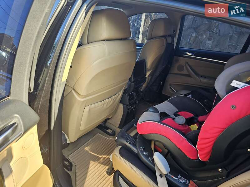 Внедорожник / Кроссовер BMW X6 2012 в Львове