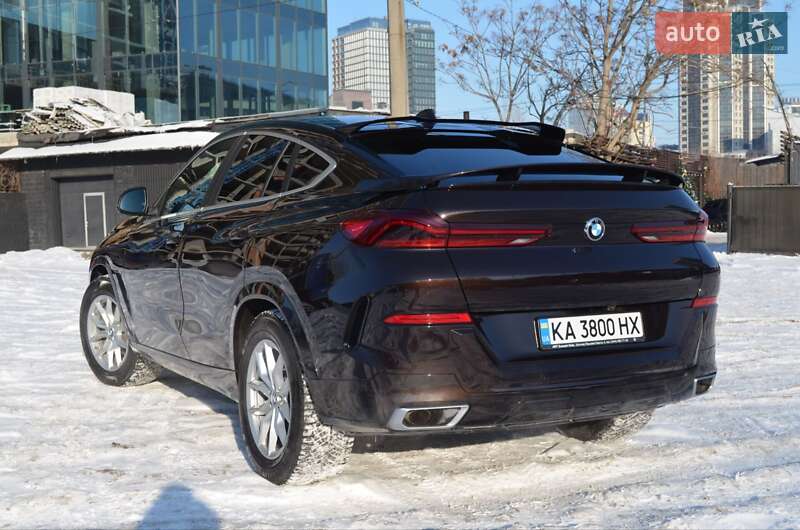 Внедорожник / Кроссовер BMW X6 2021 в Киеве