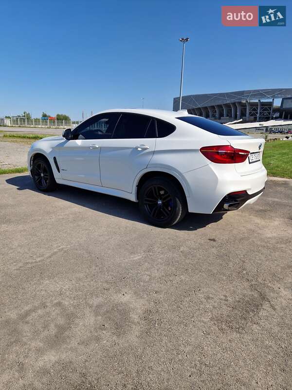 Внедорожник / Кроссовер BMW X6 2015 в Львове