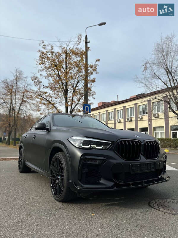 Внедорожник / Кроссовер BMW X6 2020 в Киеве