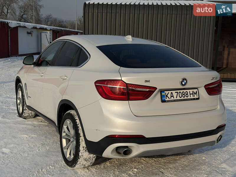 Внедорожник / Кроссовер BMW X6 2016 в Киеве