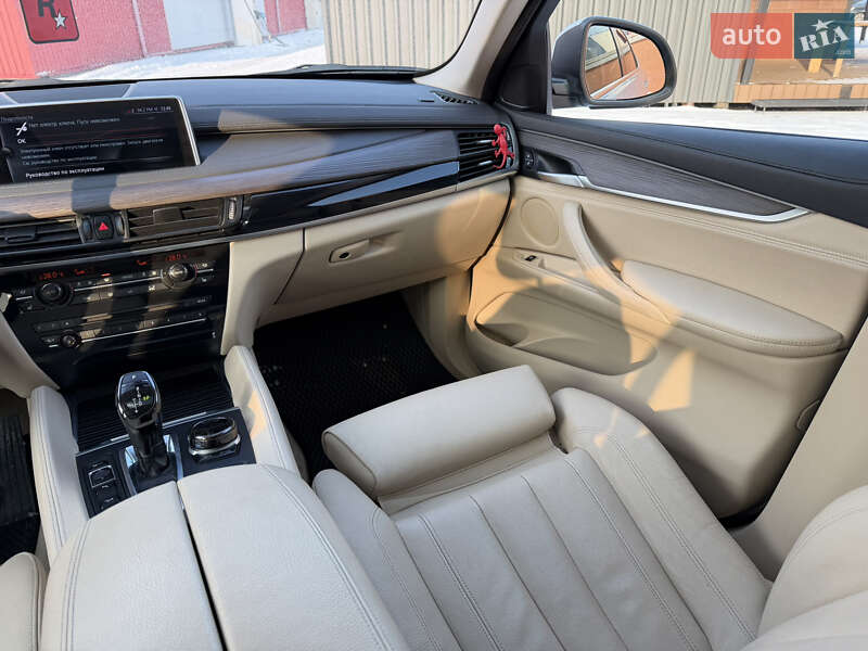 Внедорожник / Кроссовер BMW X6 2016 в Киеве