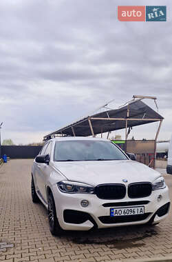 Позашляховик / Кросовер BMW X6 2015 в Береговому