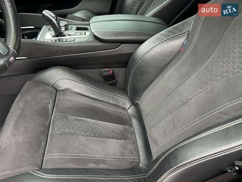 Внедорожник / Кроссовер BMW X6 2019 в Днепре фото 27 Внедорожник / Кроссовер BMW X6 2019 в Днепре