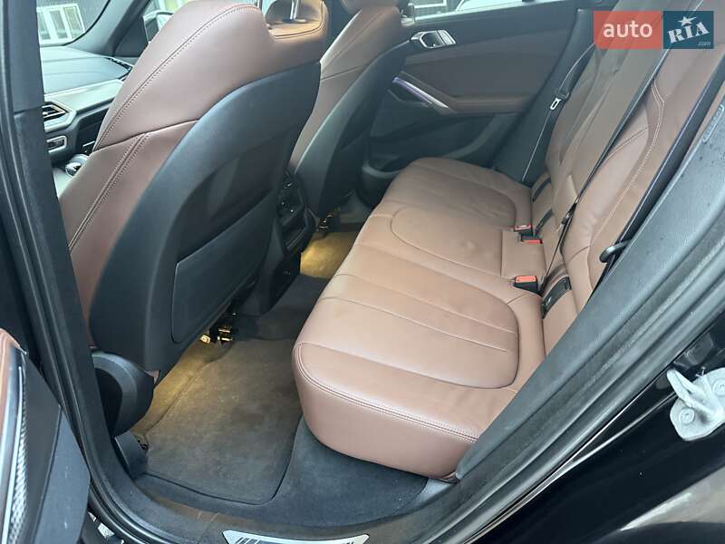 Позашляховик / Кросовер BMW X6 2022 в Дніпрі