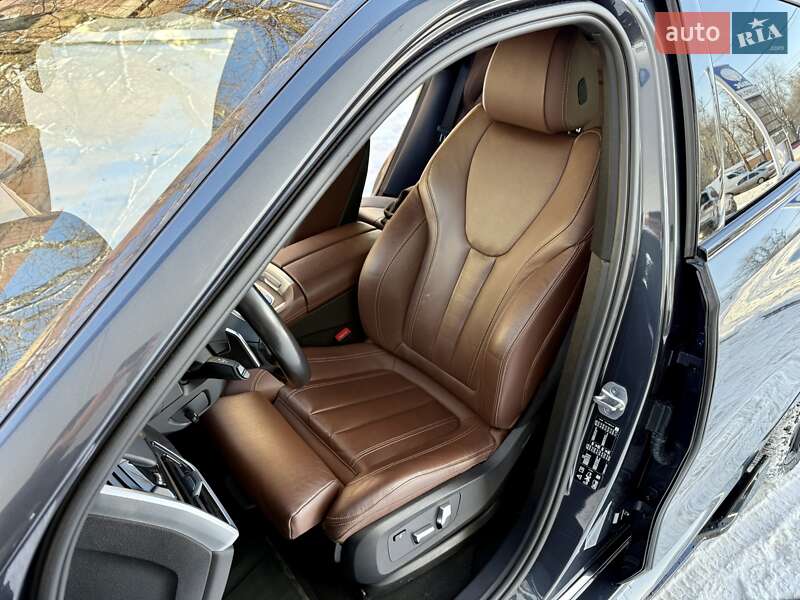 Внедорожник / Кроссовер BMW X6 2021 в Днепре