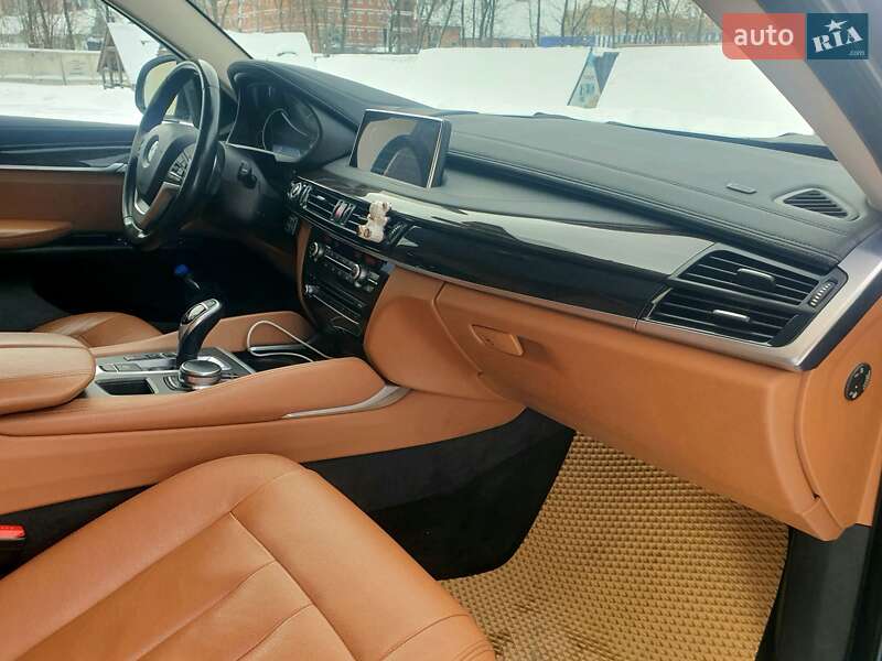 Внедорожник / Кроссовер BMW X6 2016 в Киеве