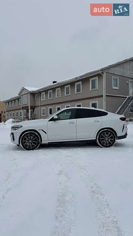 Внедорожник / Кроссовер BMW X6 2021 в Киеве