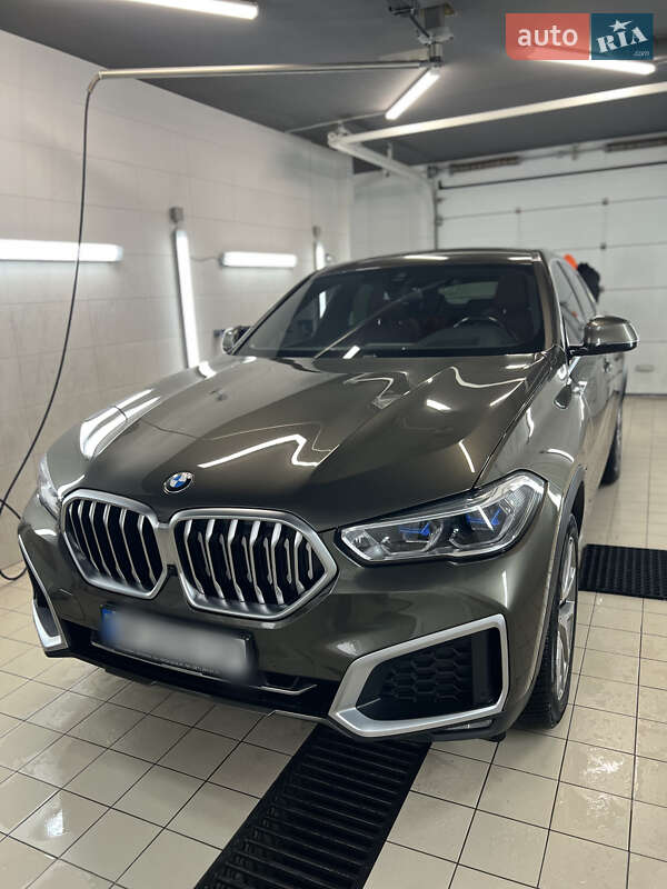 Внедорожник / Кроссовер BMW X6 2021 в Киеве