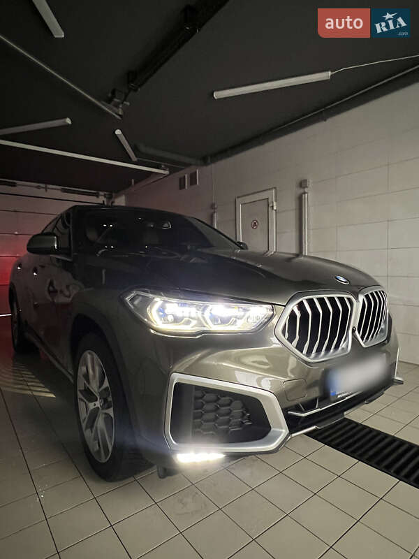 Внедорожник / Кроссовер BMW X6 2021 в Киеве