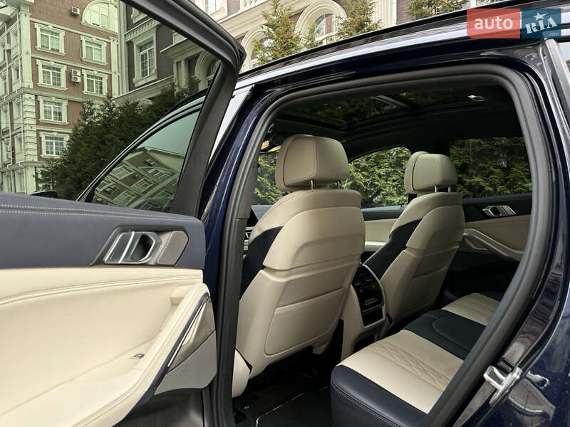 Позашляховик / Кросовер BMW X6 2020 в Києві