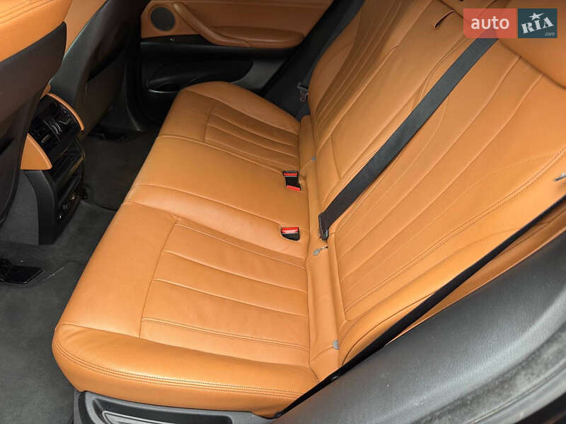 Позашляховик / Кросовер BMW X6 2016 в Стрию