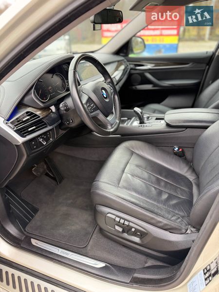 Внедорожник / Кроссовер BMW X6 2015 в Новояворовске