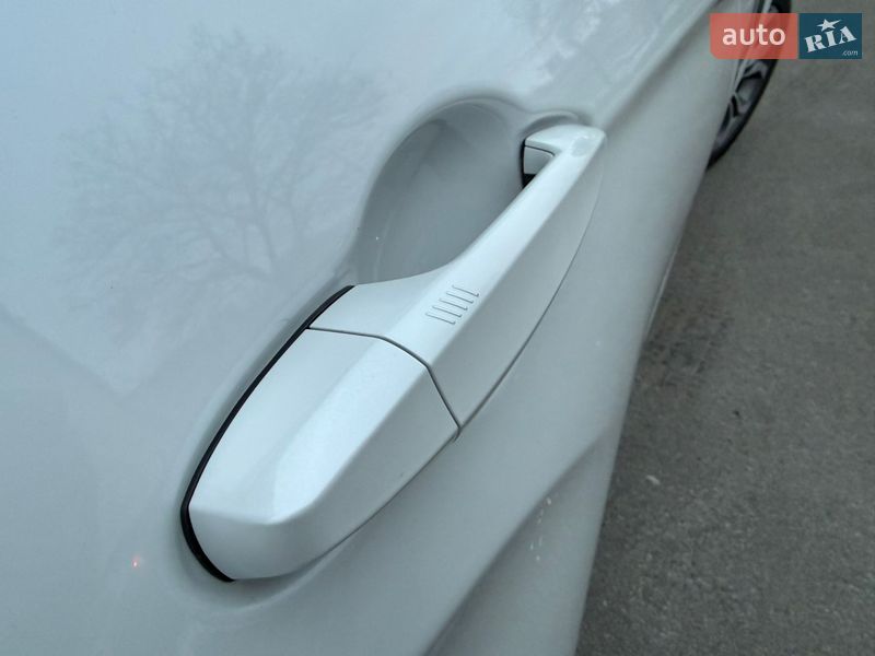 Внедорожник / Кроссовер BMW X6 2018 в Киеве