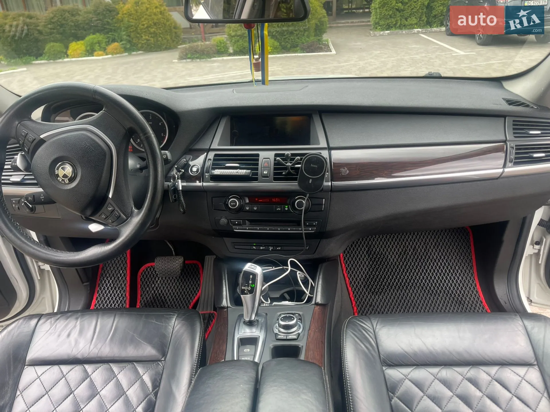 2011 BMW X6 - мініатюра 21