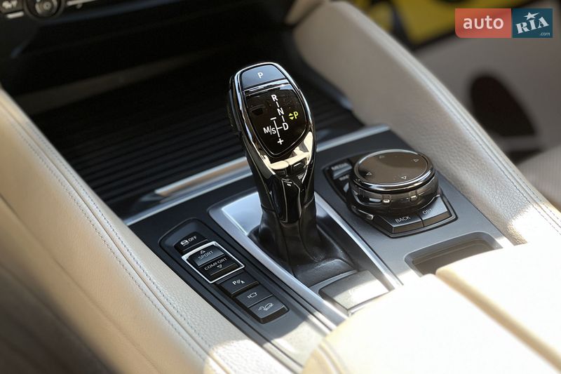 Внедорожник / Кроссовер BMW X6 2016 в Львове