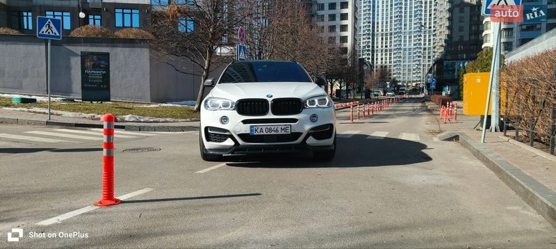 Внедорожник / Кроссовер BMW X6 2018 в Киеве