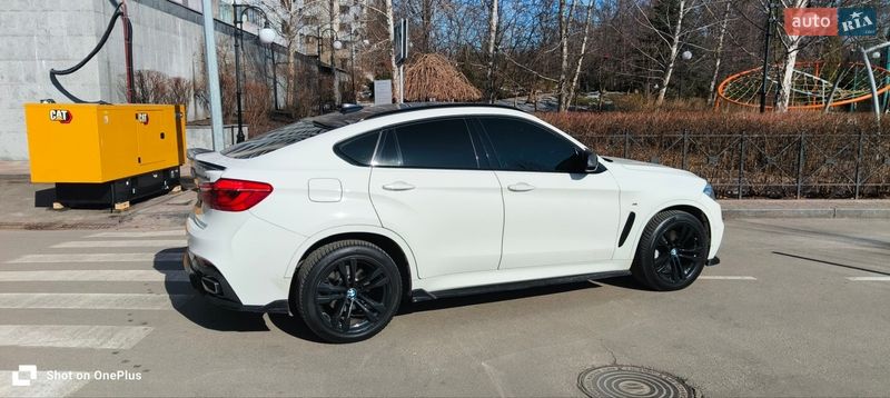 Внедорожник / Кроссовер BMW X6 2018 в Киеве