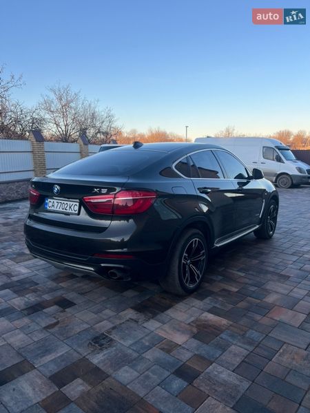 Внедорожник / Кроссовер BMW X6 2015 в Врадиевке