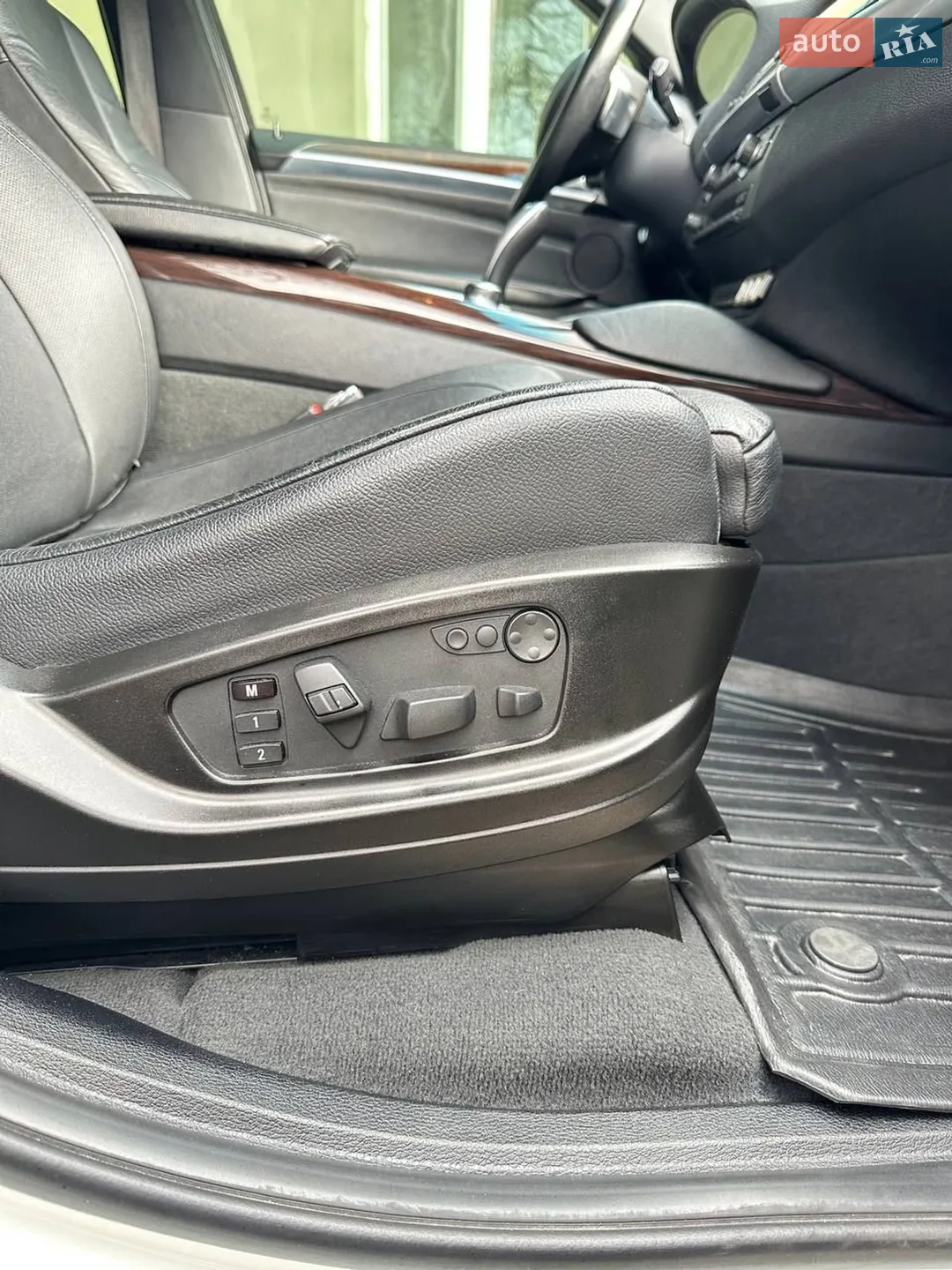 2011 BMW X6 - мініатюра 46