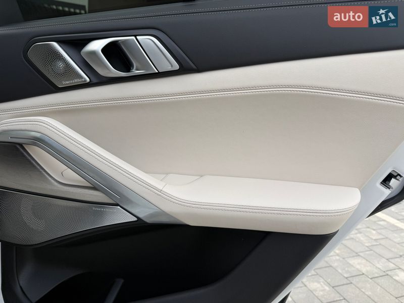 Внедорожник / Кроссовер BMW X6 2024 в Ужгороде