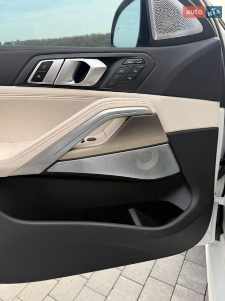 Внедорожник / Кроссовер BMW X6 2024 в Ужгороде