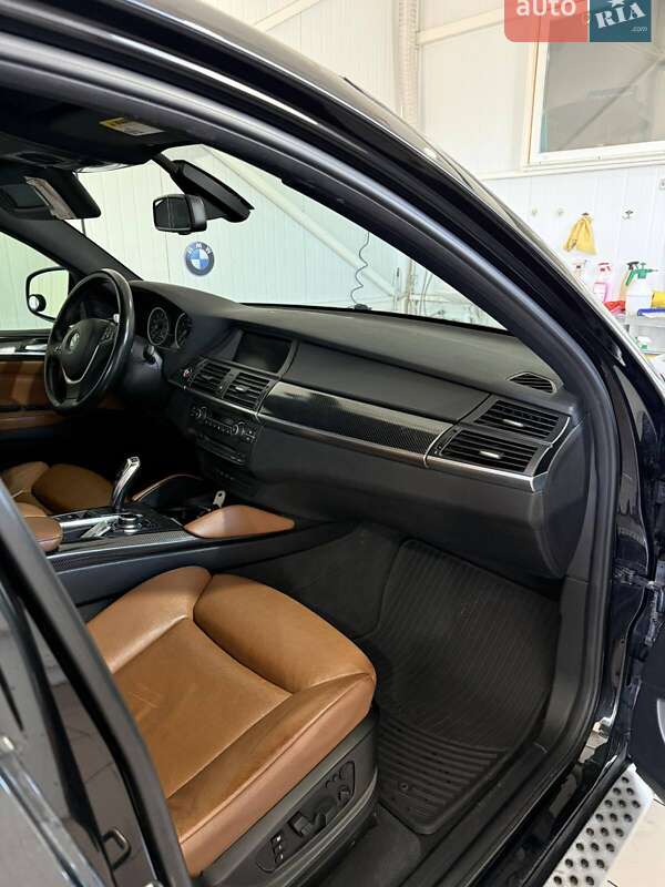 Позашляховик / Кросовер BMW X6 2010 в Івано-Франківську